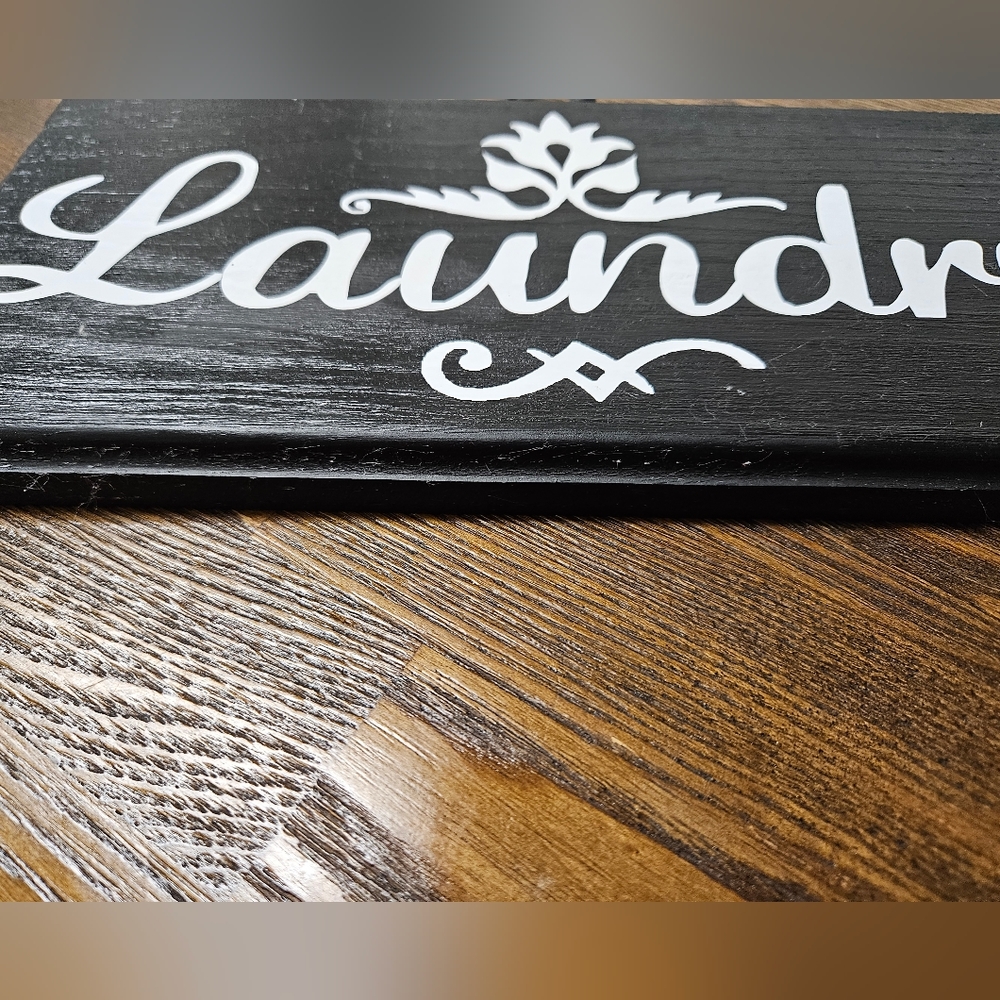 Laundry Black & White Barn Wood Sign - Picture 5 of 5